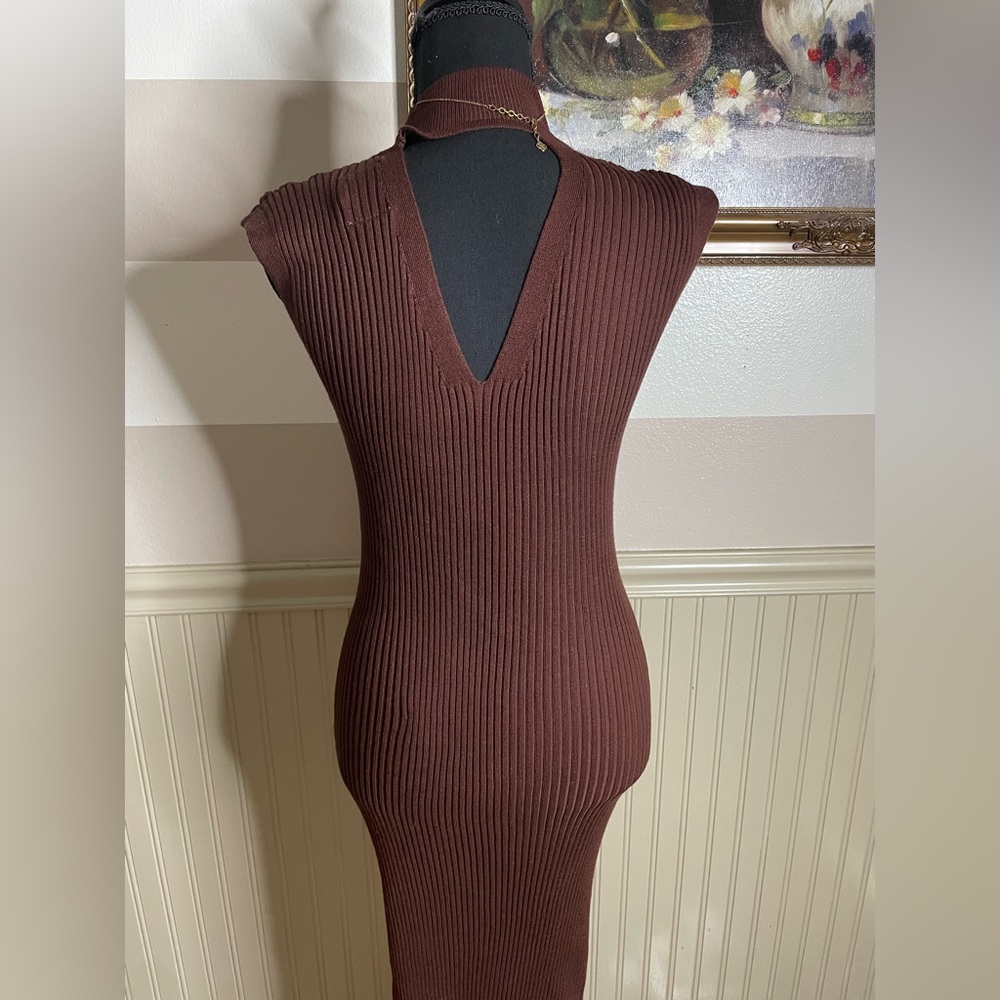 Pink Rose Sleeveless Turtleneck Rib Knit Midi Dress size Medium - Picture 4 of 9